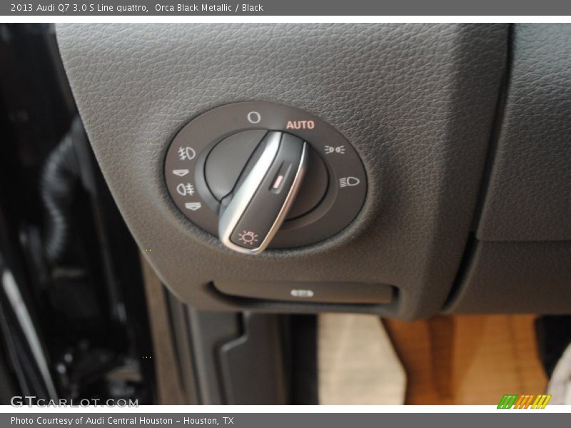 Orca Black Metallic / Black 2013 Audi Q7 3.0 S Line quattro