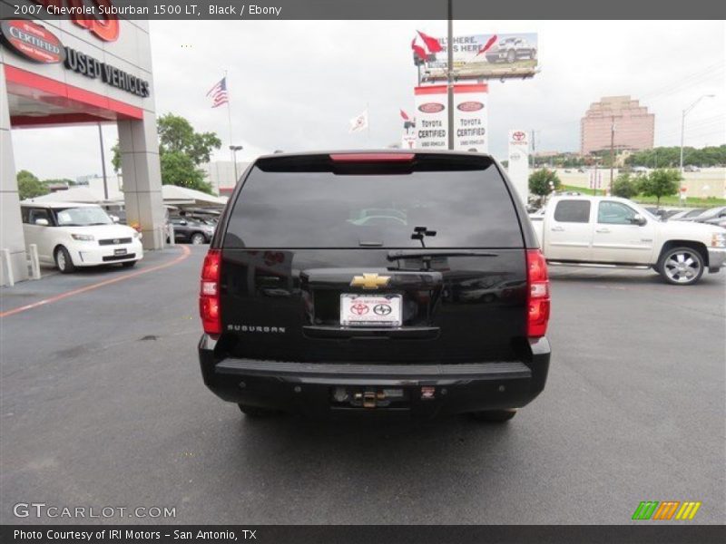 Black / Ebony 2007 Chevrolet Suburban 1500 LT
