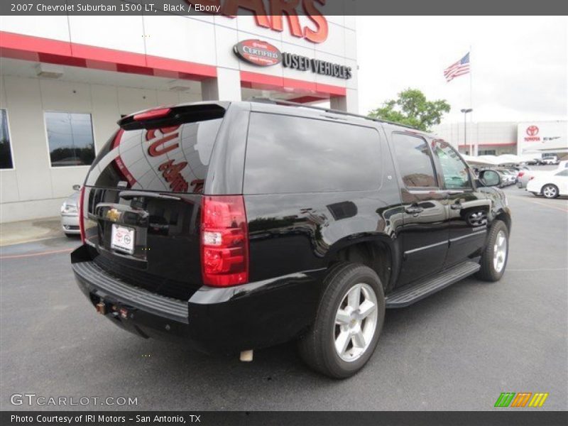Black / Ebony 2007 Chevrolet Suburban 1500 LT