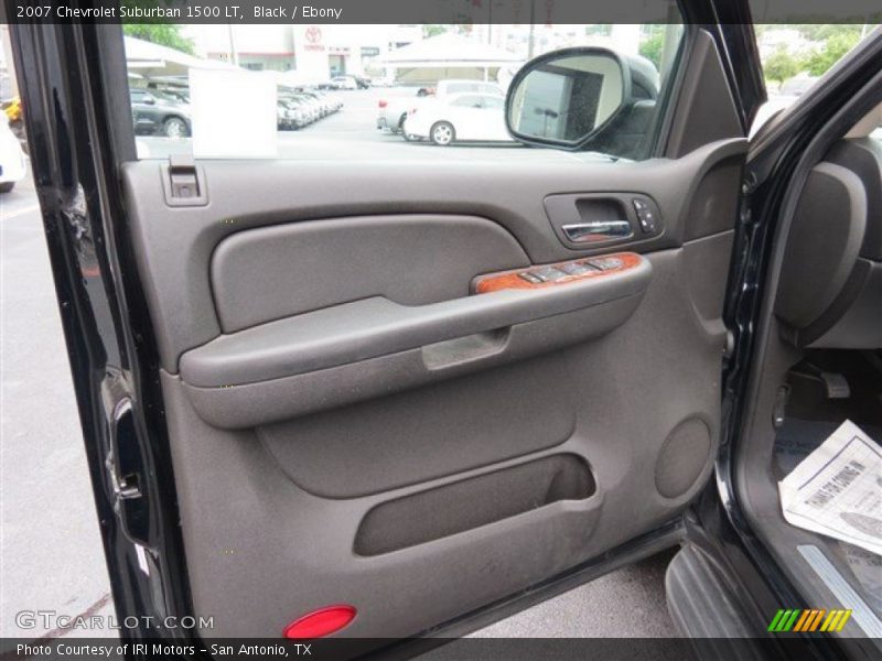 Black / Ebony 2007 Chevrolet Suburban 1500 LT
