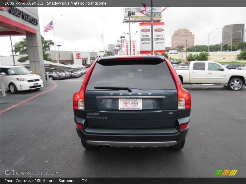 Shadow Blue Metallic / Sandstone 2009 Volvo XC90 3.2