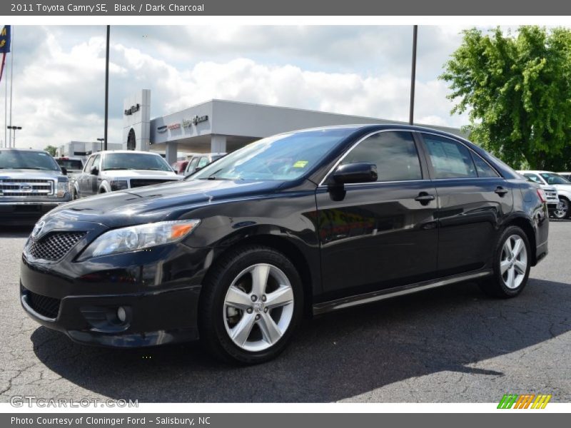 Black / Dark Charcoal 2011 Toyota Camry SE