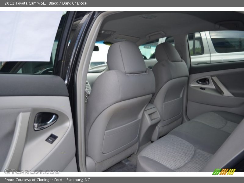 Black / Dark Charcoal 2011 Toyota Camry SE