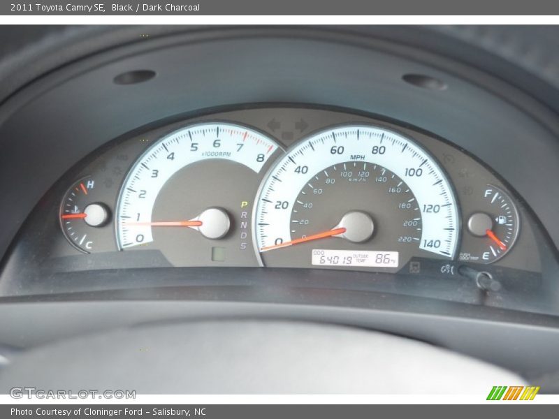 Black / Dark Charcoal 2011 Toyota Camry SE