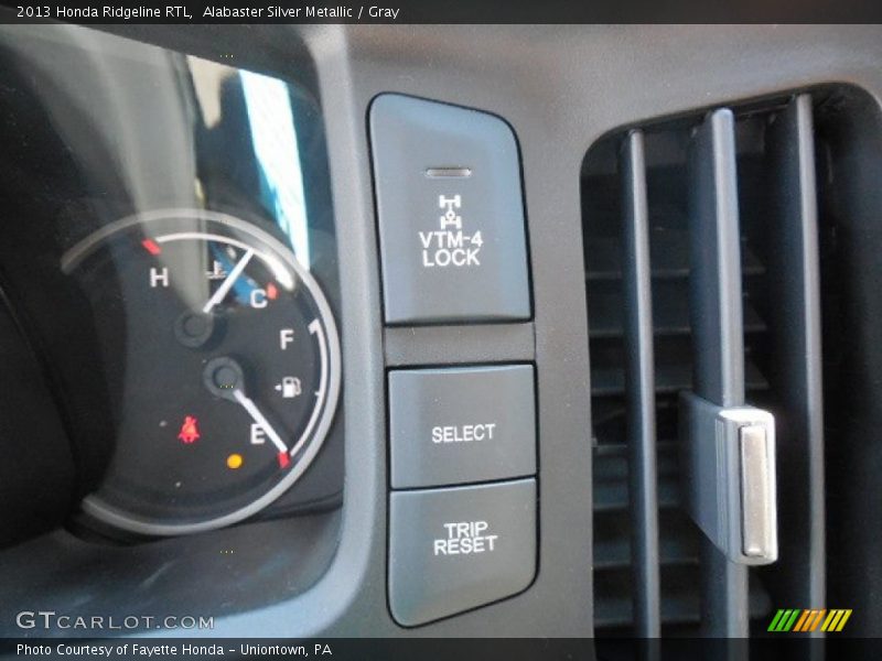 Alabaster Silver Metallic / Gray 2013 Honda Ridgeline RTL
