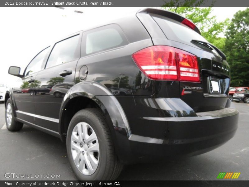 Brilliant Black Crystal Pearl / Black 2013 Dodge Journey SE