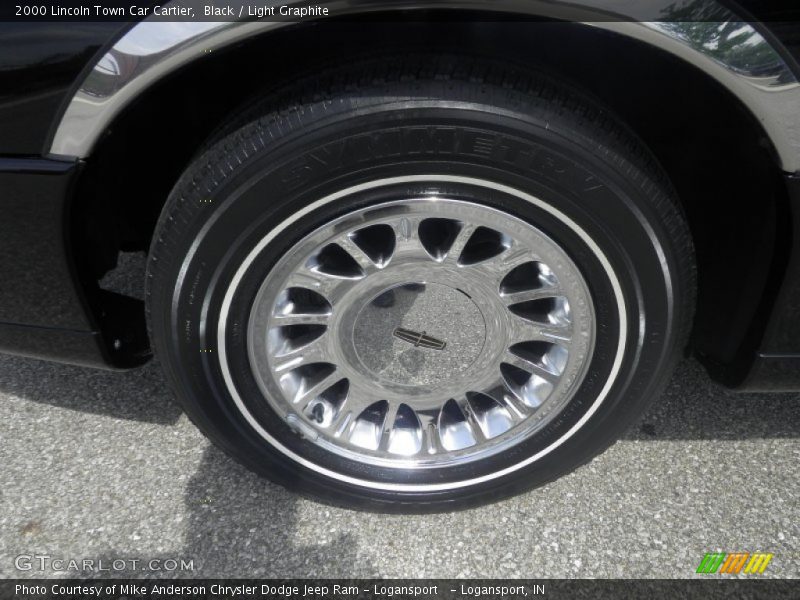 Black / Light Graphite 2000 Lincoln Town Car Cartier
