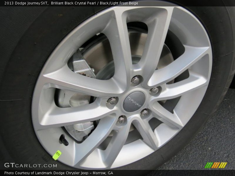 Brilliant Black Crystal Pearl / Black/Light Frost Beige 2013 Dodge Journey SXT