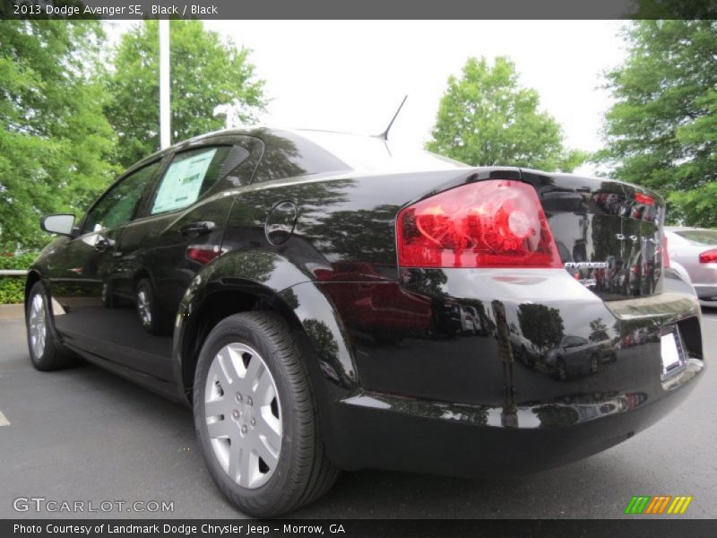 Black / Black 2013 Dodge Avenger SE