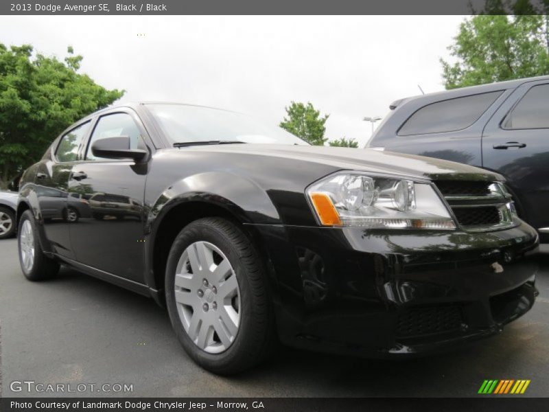 Black / Black 2013 Dodge Avenger SE