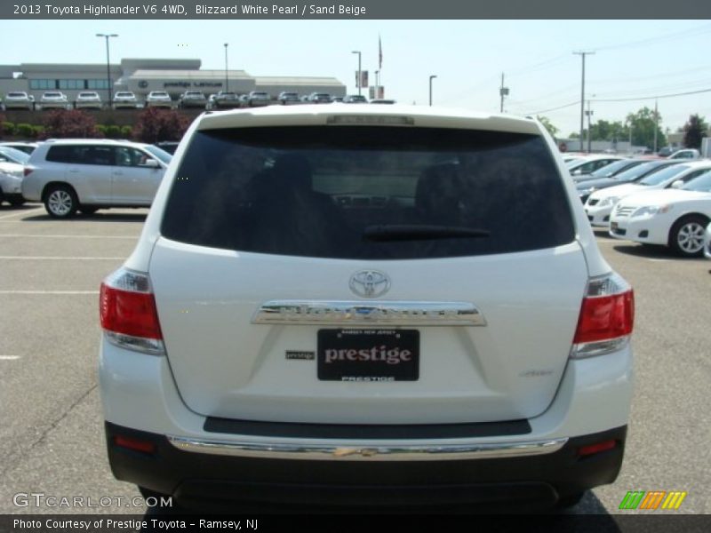 Blizzard White Pearl / Sand Beige 2013 Toyota Highlander V6 4WD
