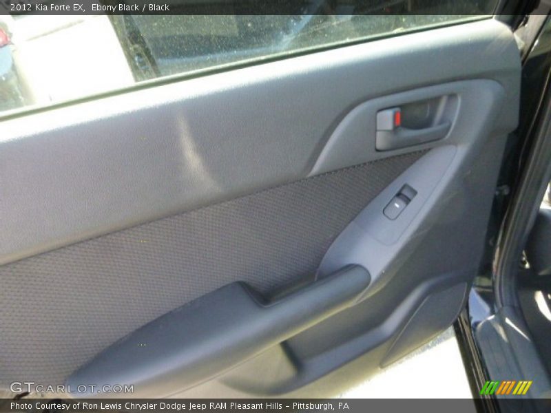 Ebony Black / Black 2012 Kia Forte EX