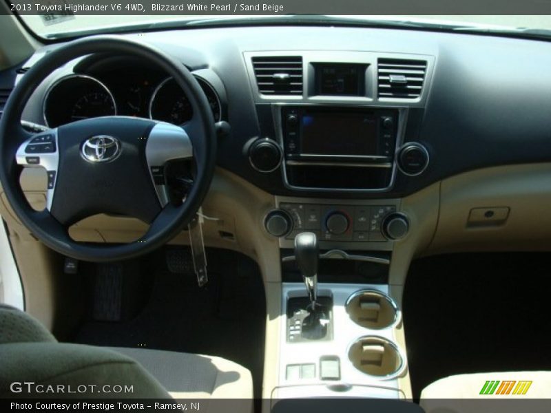 Blizzard White Pearl / Sand Beige 2013 Toyota Highlander V6 4WD