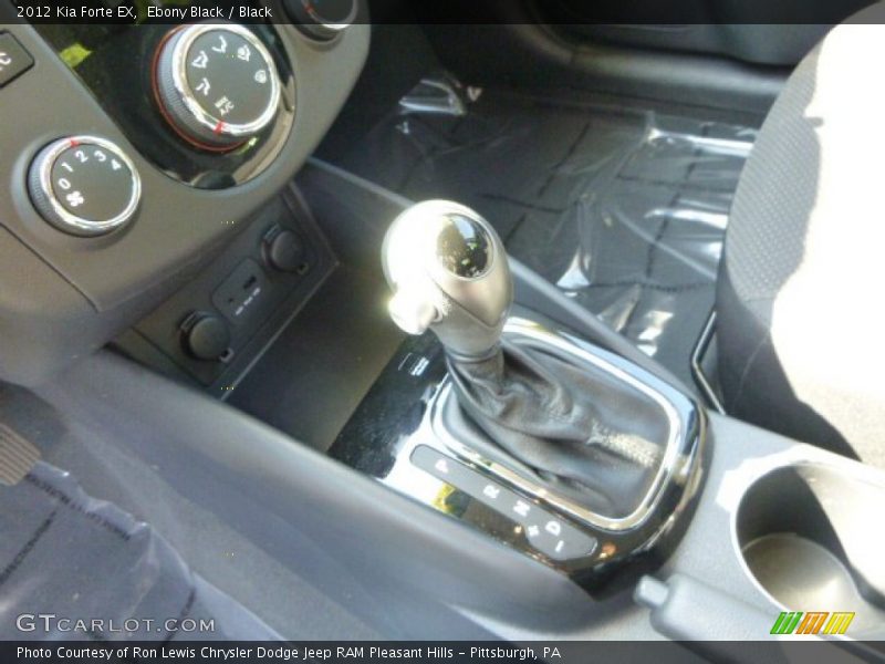 Ebony Black / Black 2012 Kia Forte EX