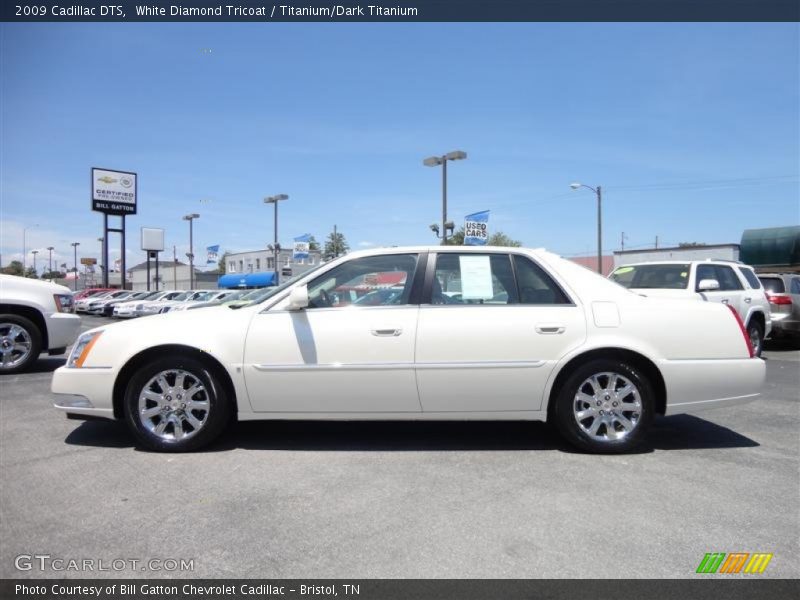 White Diamond Tricoat / Titanium/Dark Titanium 2009 Cadillac DTS