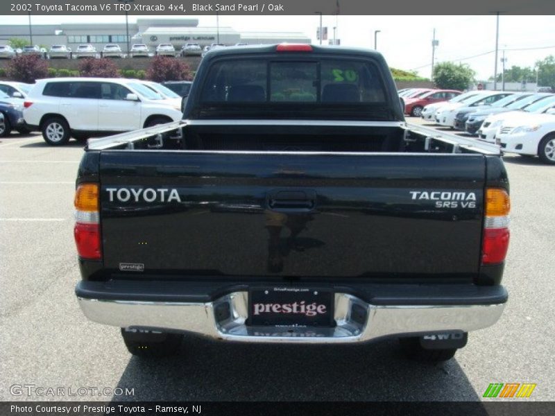 Black Sand Pearl / Oak 2002 Toyota Tacoma V6 TRD Xtracab 4x4
