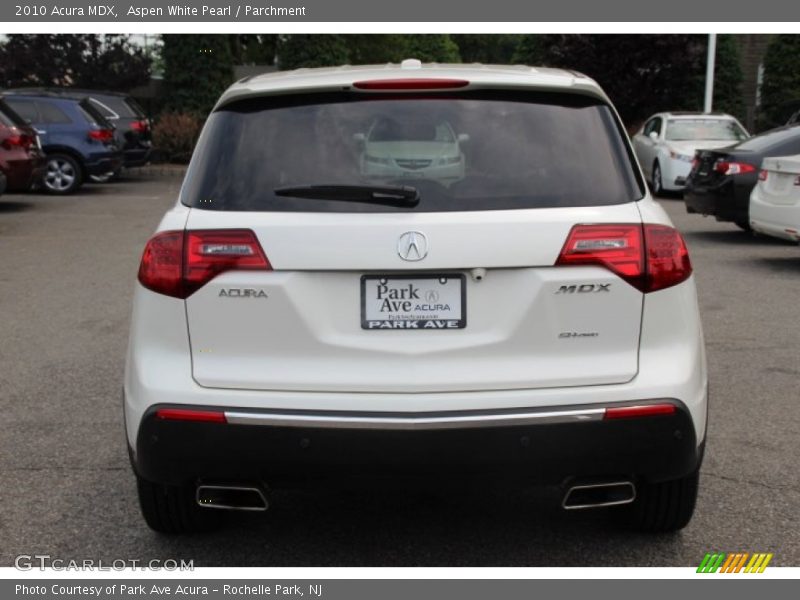 Aspen White Pearl / Parchment 2010 Acura MDX