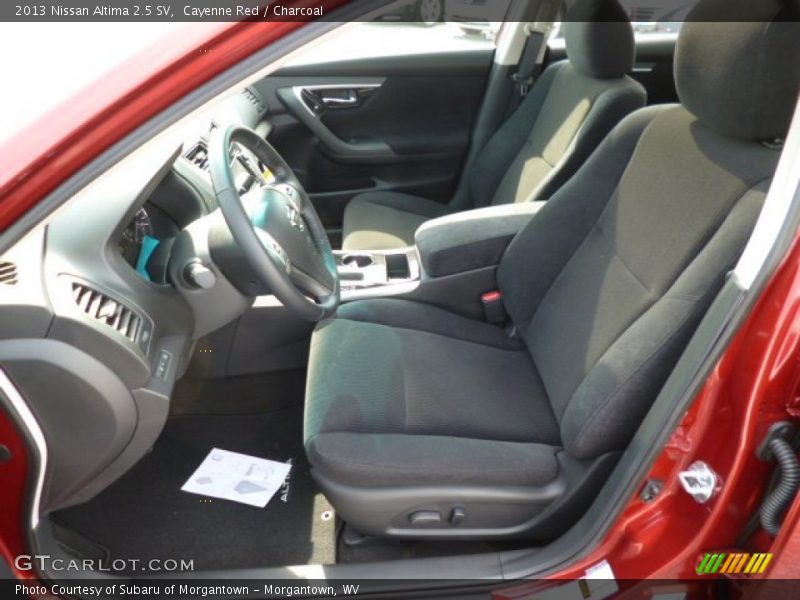 Cayenne Red / Charcoal 2013 Nissan Altima 2.5 SV