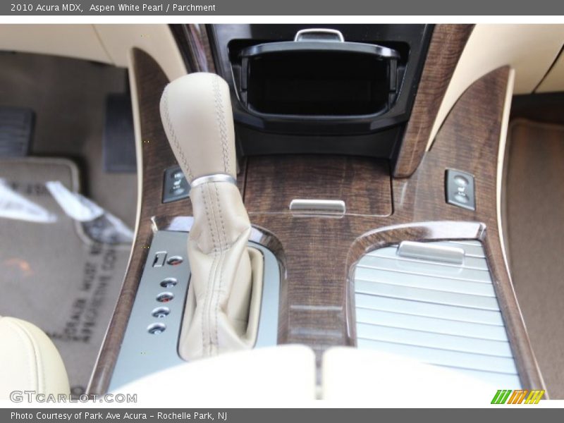 Aspen White Pearl / Parchment 2010 Acura MDX