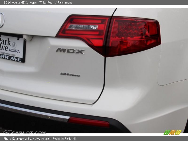 Aspen White Pearl / Parchment 2010 Acura MDX
