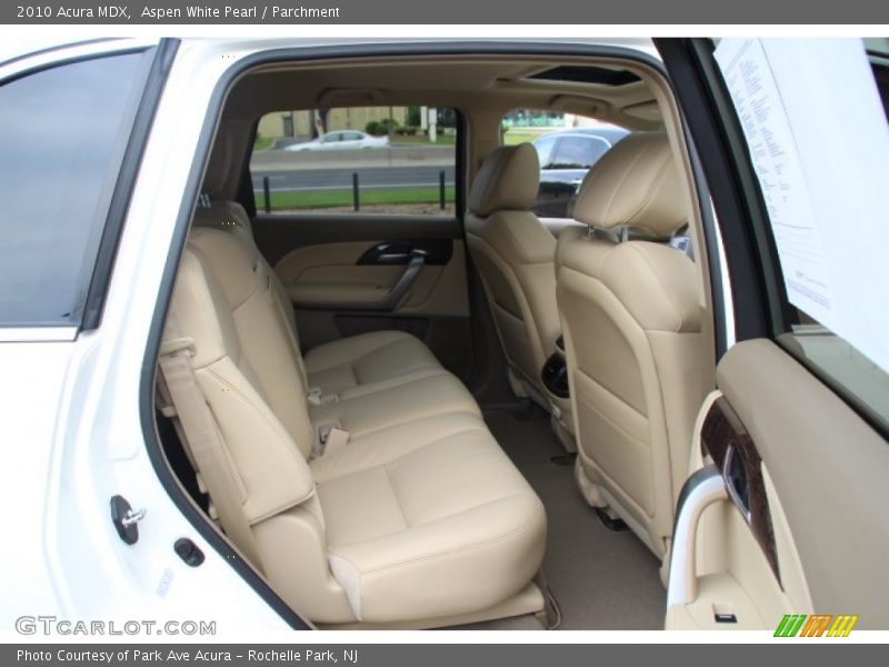 Aspen White Pearl / Parchment 2010 Acura MDX