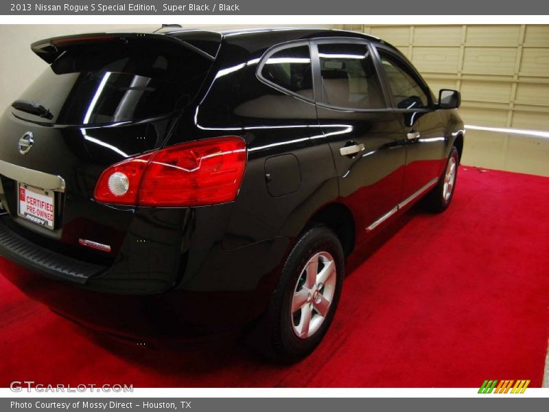 Super Black / Black 2013 Nissan Rogue S Special Edition