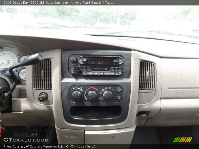 Light Almond Pearl Metallic / Taupe 2005 Dodge Ram 2500 SLT Quad Cab