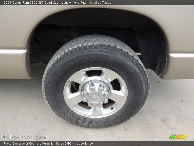 Light Almond Pearl Metallic / Taupe 2005 Dodge Ram 2500 SLT Quad Cab