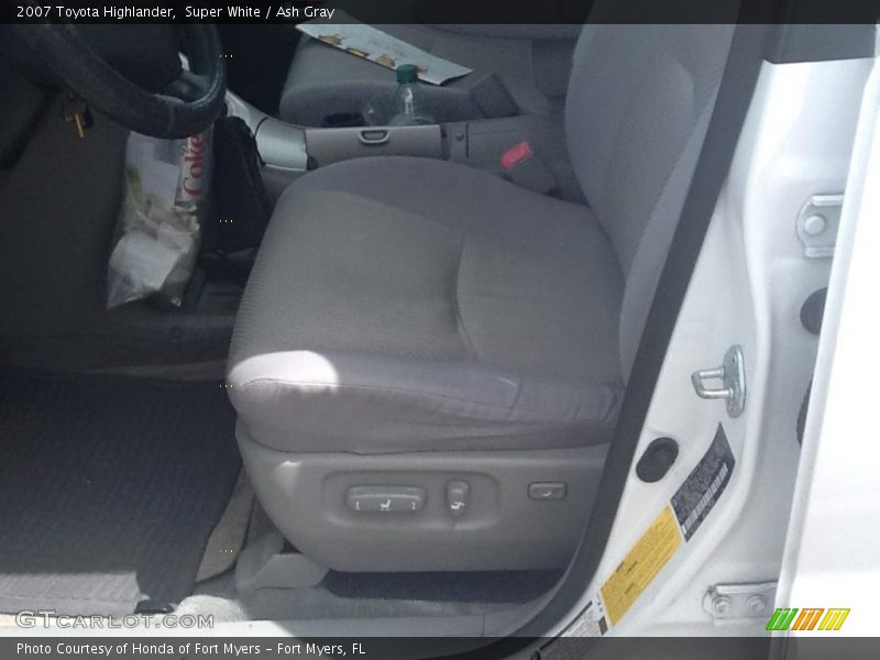 Super White / Ash Gray 2007 Toyota Highlander