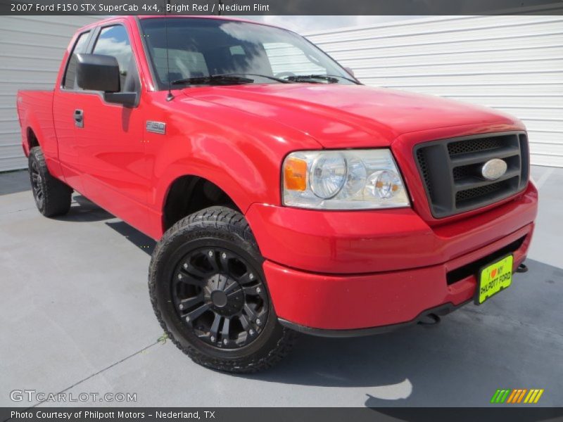 Bright Red / Medium Flint 2007 Ford F150 STX SuperCab 4x4