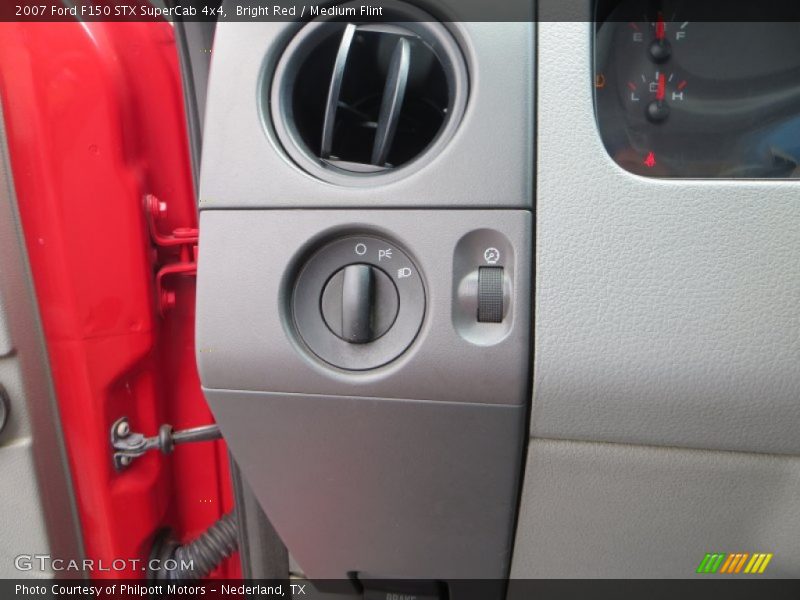 Bright Red / Medium Flint 2007 Ford F150 STX SuperCab 4x4