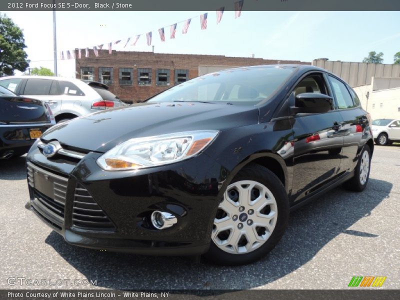 Black / Stone 2012 Ford Focus SE 5-Door