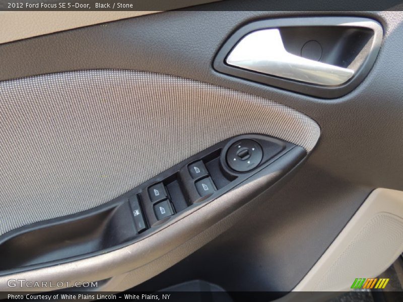 Black / Stone 2012 Ford Focus SE 5-Door