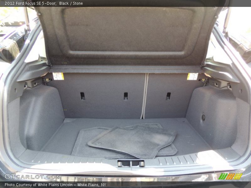 Black / Stone 2012 Ford Focus SE 5-Door