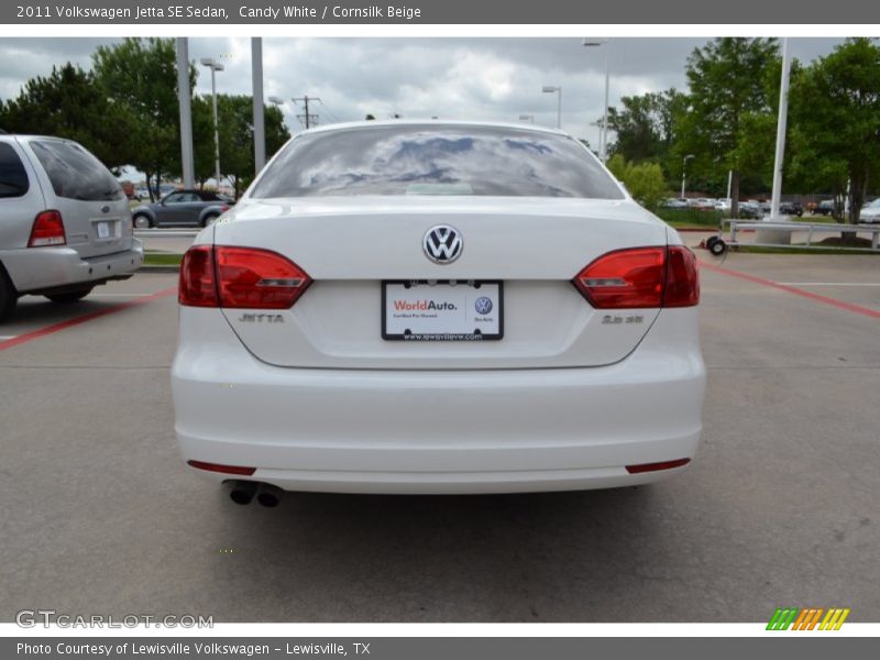 Candy White / Cornsilk Beige 2011 Volkswagen Jetta SE Sedan