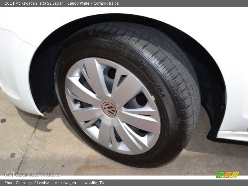 Candy White / Cornsilk Beige 2011 Volkswagen Jetta SE Sedan