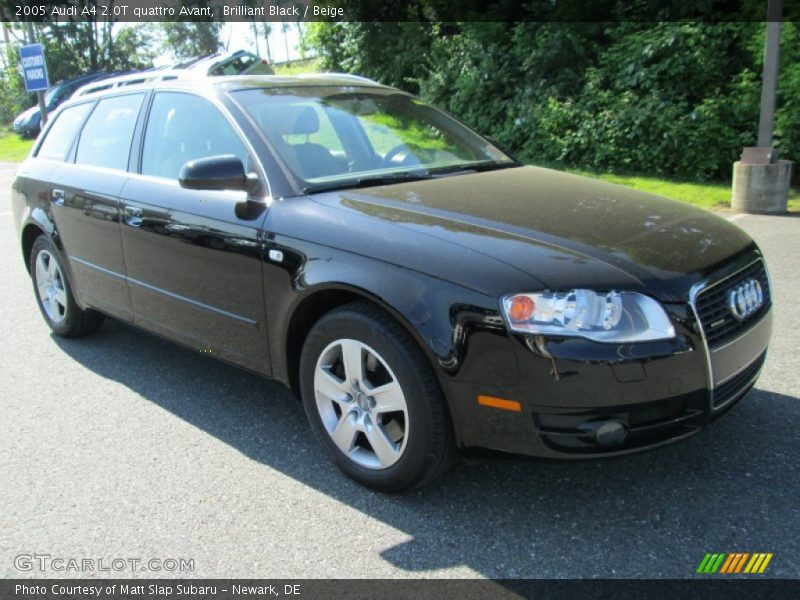 Front 3/4 View of 2005 A4 2.0T quattro Avant