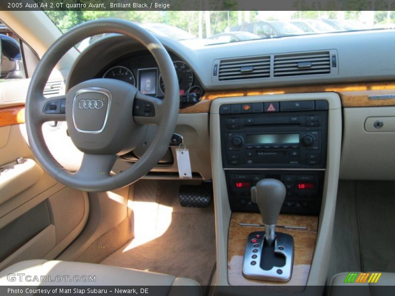 Dashboard of 2005 A4 2.0T quattro Avant
