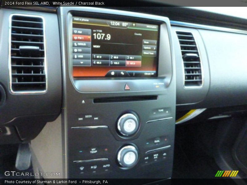 Controls of 2014 Flex SEL AWD