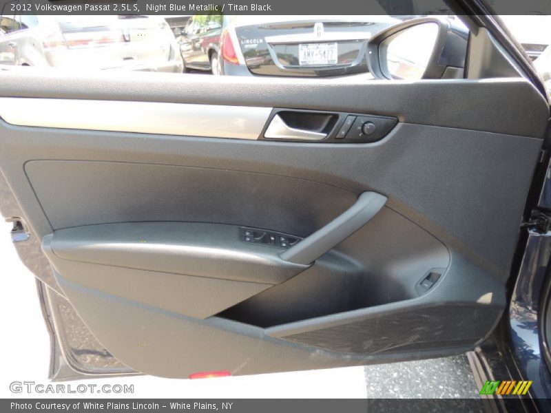 Night Blue Metallic / Titan Black 2012 Volkswagen Passat 2.5L S
