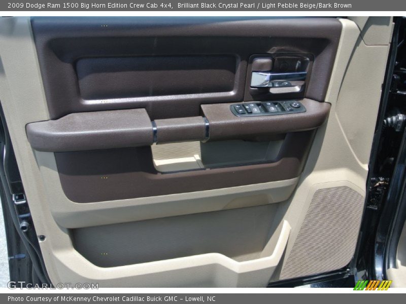 Brilliant Black Crystal Pearl / Light Pebble Beige/Bark Brown 2009 Dodge Ram 1500 Big Horn Edition Crew Cab 4x4