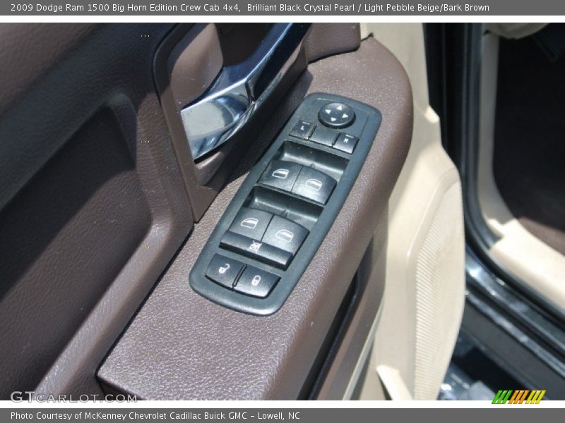Brilliant Black Crystal Pearl / Light Pebble Beige/Bark Brown 2009 Dodge Ram 1500 Big Horn Edition Crew Cab 4x4
