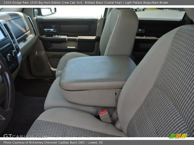 Brilliant Black Crystal Pearl / Light Pebble Beige/Bark Brown 2009 Dodge Ram 1500 Big Horn Edition Crew Cab 4x4