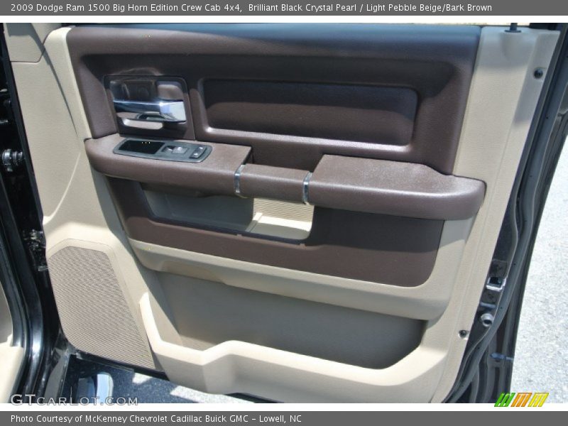 Brilliant Black Crystal Pearl / Light Pebble Beige/Bark Brown 2009 Dodge Ram 1500 Big Horn Edition Crew Cab 4x4
