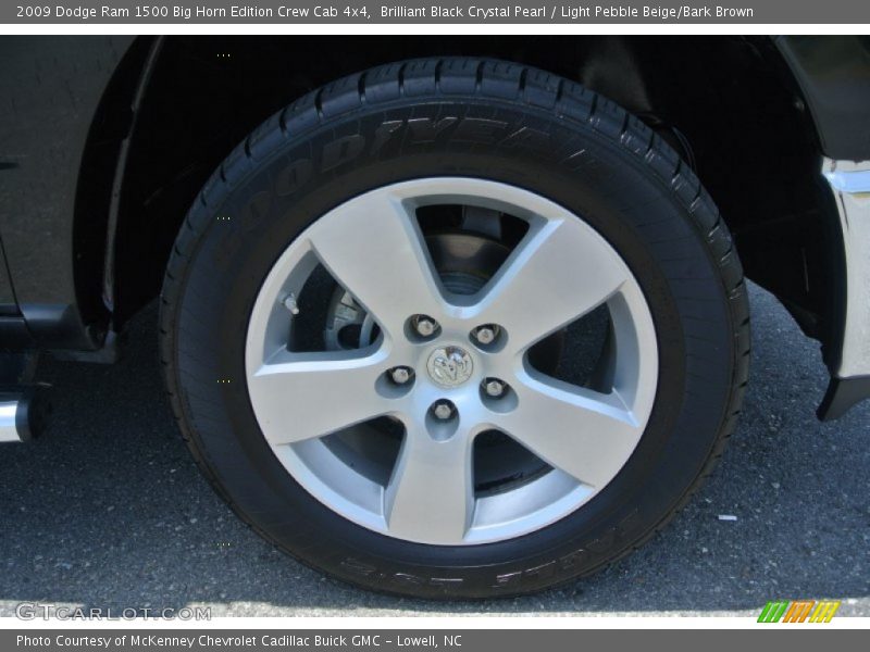 Brilliant Black Crystal Pearl / Light Pebble Beige/Bark Brown 2009 Dodge Ram 1500 Big Horn Edition Crew Cab 4x4