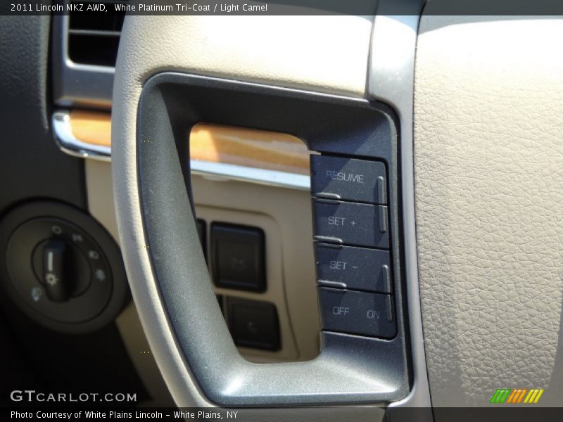 White Platinum Tri-Coat / Light Camel 2011 Lincoln MKZ AWD