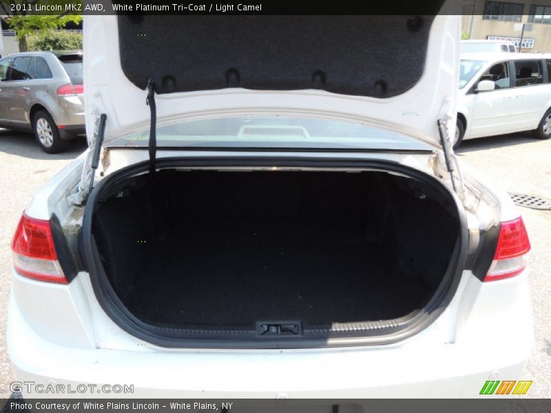 White Platinum Tri-Coat / Light Camel 2011 Lincoln MKZ AWD