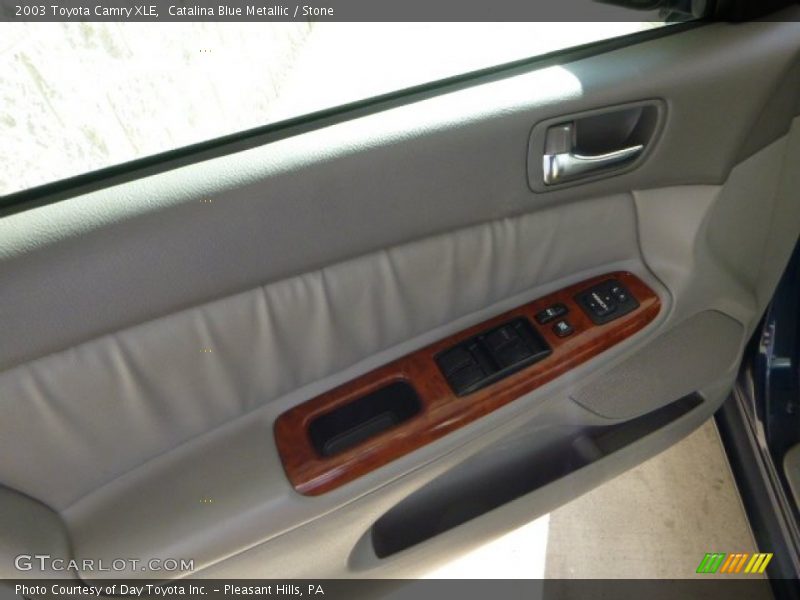 Catalina Blue Metallic / Stone 2003 Toyota Camry XLE