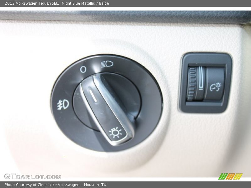 Night Blue Metallic / Beige 2013 Volkswagen Tiguan SEL
