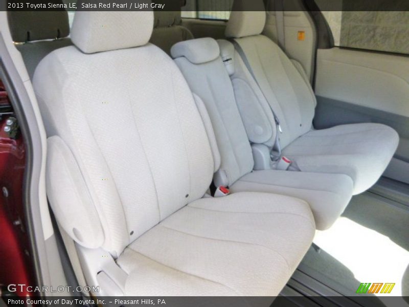 Salsa Red Pearl / Light Gray 2013 Toyota Sienna LE